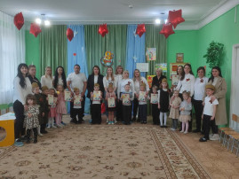 Праздник 9 Мая – это праздник Великой Победы! Праздник 9 Мая – это праздник Великой Победы!.